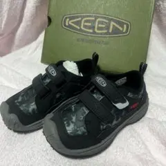 KEENのサムネイル