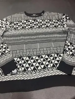LRG ニット セーター 総柄 ブラック ホワイトのサムネイル