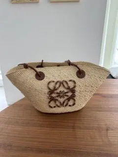 ★入手困難アイテム★ ロエベ　限定モデル　スモール　カゴバック スモール LOEWE(ロエベ) かごバッグ(レディース) - ブランド通販のBUYMA