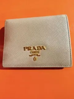 PRADA 2つ折り財布 コンパクトサイズ レディースのサムネイル