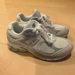 New Balance スニーカー M2002REK ホワイト/グレー