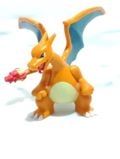 ポケモン リザードン モンコレ　たちむかえムゲンバトル　希少品