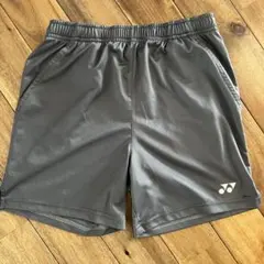 YONEX グレー ハーフパンツ　M