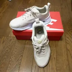 ナイキNike AIR MAX NUAXISゴールド/ベージュ スニーカー