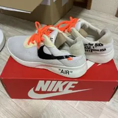 Nike スニーカー