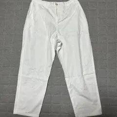 ホワイト チノパン