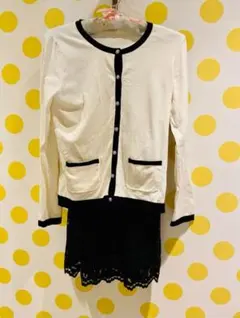 美品　送料無料　アベニールエトワール38サイズカーディガン　ビジューボタン