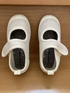 【ベビー キッズ】バースデイ★上履き 白 メッシュ マジックテープ★16センチ
