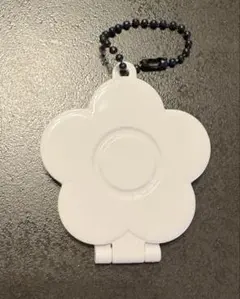 MARY QUANT ミラーチャーム ホワイト キーホルダー