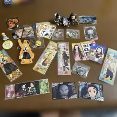 鬼滅の刃 ミニフィギュア　炭治郎　ねずこ　善逸　伊之助 グッズセット