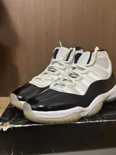 Nike Air Jordan 11 Retro 