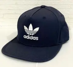 レア美品　最安値　adidas　ネイビーキャップ
