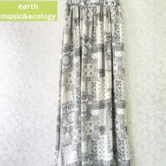 earth music&ecology ロング フレア スカート バンダナ柄