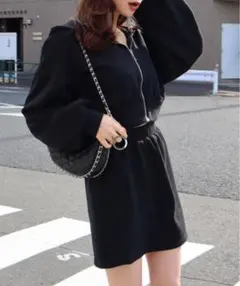 【ZOZO限定】ZIP UPパーカー×ミニスカート ロイヤルパーティー