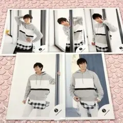 Item thumbnail for item 797737db-fc0f-4d00-a93a-fd3a533c8280