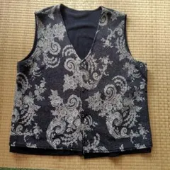 【ベスト】リバーシブル　ちりめん風ベスト