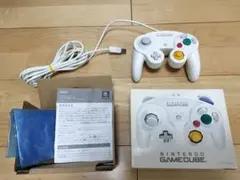 ゲームキューブ　コントローラー　ホワイト　GCコン　箱と説明書付き　動作確認済み