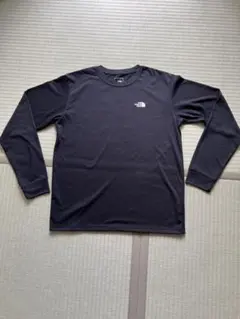 ザノースフェイス　ロングTシャツ