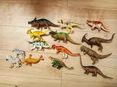 恐竜と動物フィギュアセット 14体
