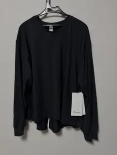 lululemon カットソー　ロンTのサムネイル