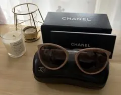 CHANEL サングラス ピンクベージュ ココマークのサムネイル