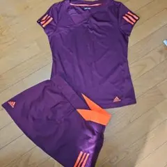 adidas 赤い茶色 女性用 テニスウェアとス－コト上下セット新品同様
