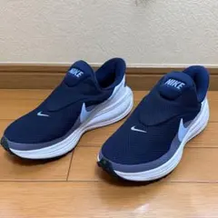 ナイキ レボリューション 8 (US6 / 23.0cm)