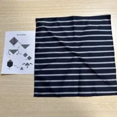森英恵　ポケットチーフ　紺白　ボーダー
