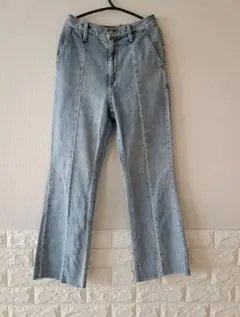 グローバルワーク　フレアデニムパンツ　ライトブルー　サイズＳ