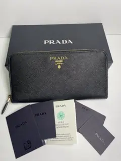 PRADA サフィアーノマルチカラー ジップアラウンド長財布