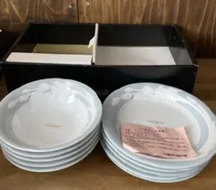 未使用イヴ・サンローラン YVES SAINT LAURENT 食器10点セットのサムネイル