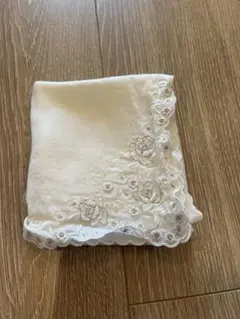 レースハンカチ
