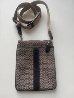 COACH コーチ丸シグネチャー柄 ショルダーバッグのサムネイル
