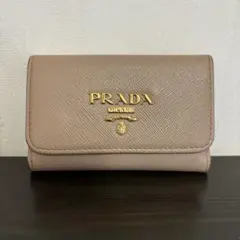 プラダ キーケース 二つ折り　PRADA