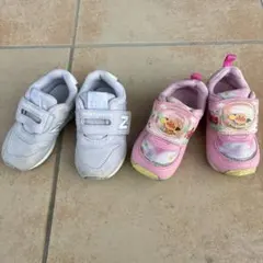 New Balance アンパンマン ピンク　12.5cmと13cm 2足セット