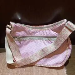 美品☆LeSportsac ショルダーバッグ　花柄ベルトショルダー