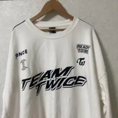 TWICE READY TO BE トレーナー