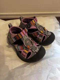 美品　keen キッズサンダル