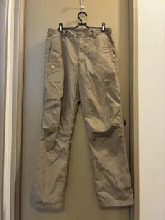 フェールラーベンFjällräven ⭐︎ベージュのカーゴパンツ⭐︎裏起毛LLサイズ 2025年最新】FJALL RAVEN パンツの人気アイテム - メルカリ