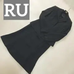 美品 ✨ RU ブラックフォーマル 9号 ワンピーススーツ 礼服 チューリップ裾