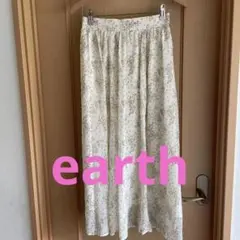 earth アース　フレア　ロングスカート　レディース　花柄　白　フリーサイズ