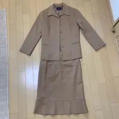 スーツ 11号 Lサイズ ベージュ 4℃