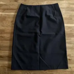 ナチュラルビューティベーシック 膝丈スカート Mサイズ
