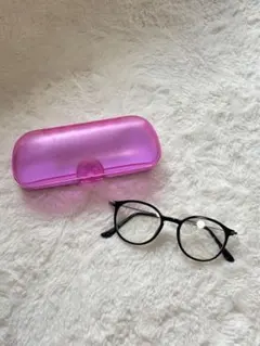 ブラックオーバルフレームメガネ ピンクケース付き