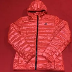 adidas レッドダウンジャケット M