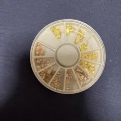 ネイルパーツセット 金色 ピンク色　爪　ジェルネイル　マニュキュア