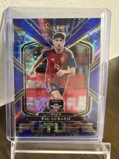 【極レア】Panini Select パウ・クバルシ FUTURE スペイン代表