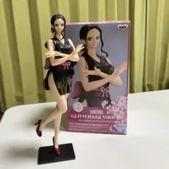 NICO ROBIN GLITTER & GLAMOUR フィギュア