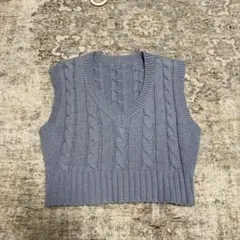 ニットベストのサムネイル