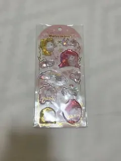Hello Kitty Water in Seal